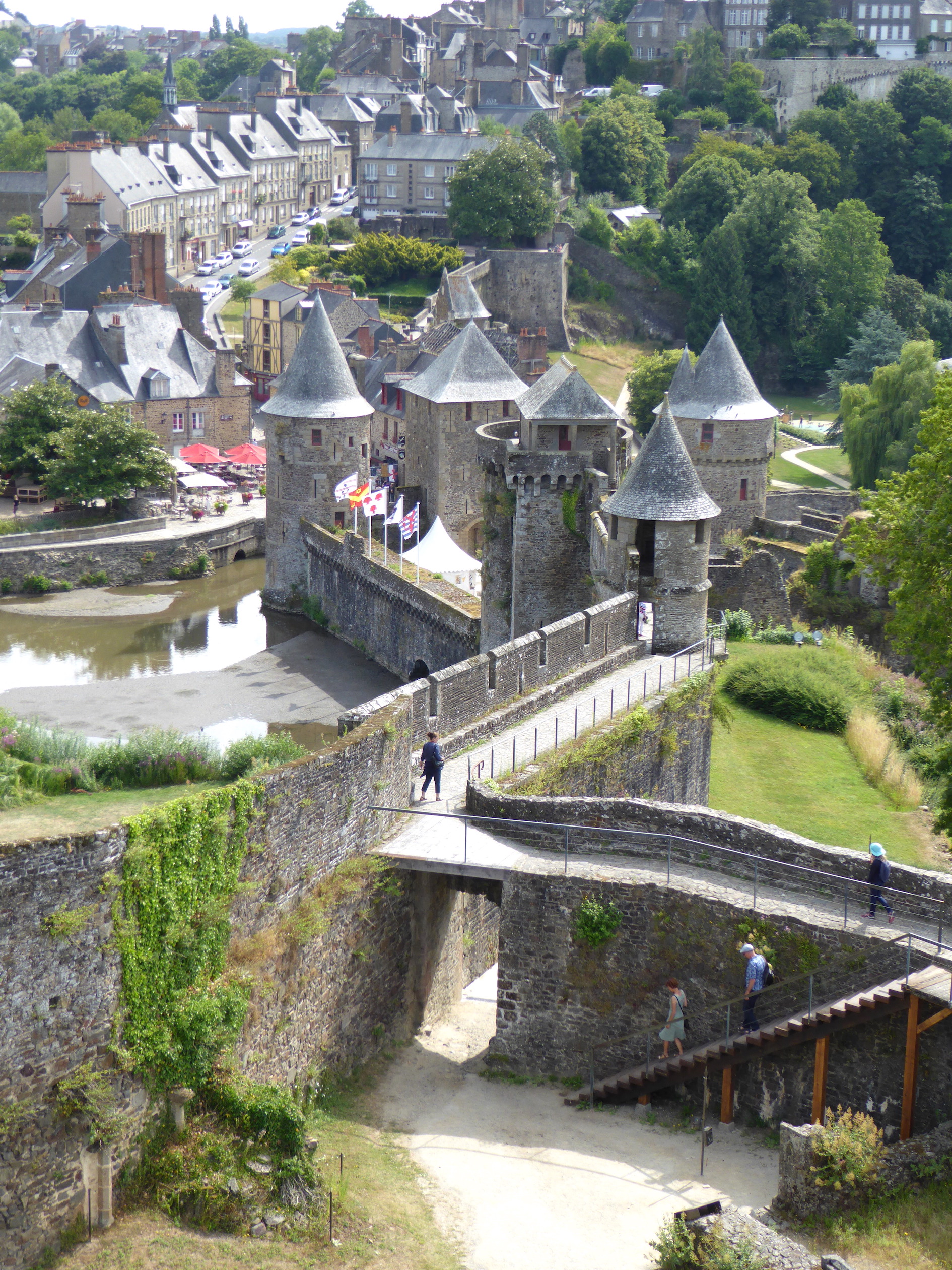 Lire la suite à propos de l’article Le château de Fougères, visite en Ille-et-Vilaine